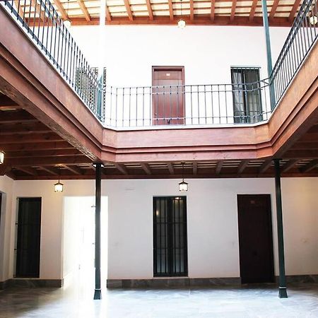 Fancy Apartment In A Historic House, Chiclana City Center By C. Dreams ชิกลานา เด ลา ฟรอนเตรา ภายนอก รูปภาพ