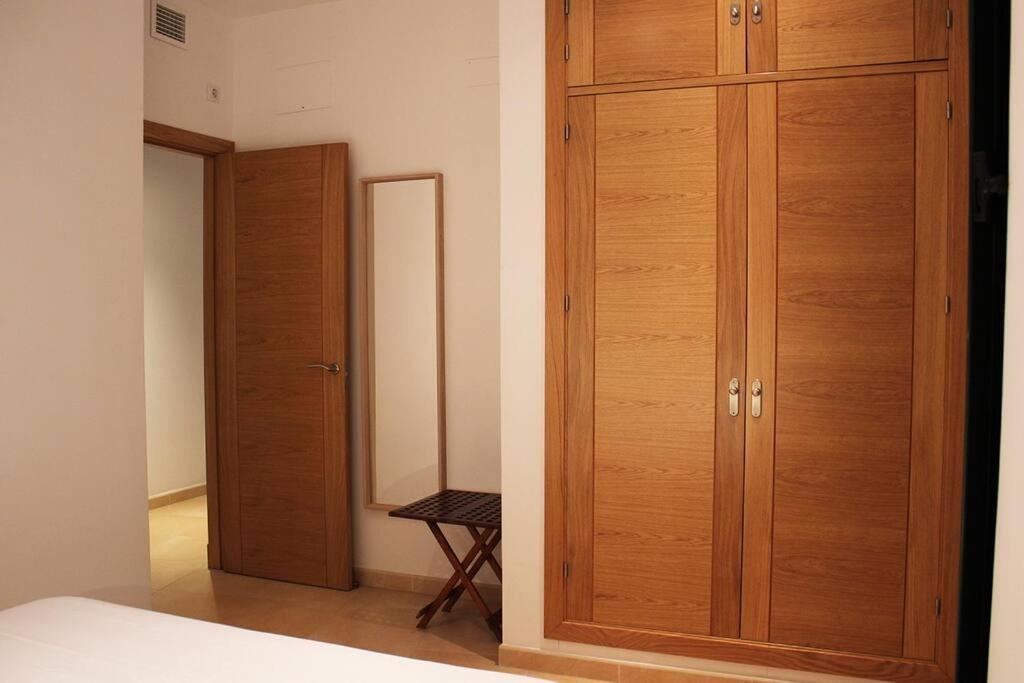 Fancy Apartment In A Historic House, Chiclana City Center By C. Dreams ชิกลานา เด ลา ฟรอนเตรา ภายนอก รูปภาพ