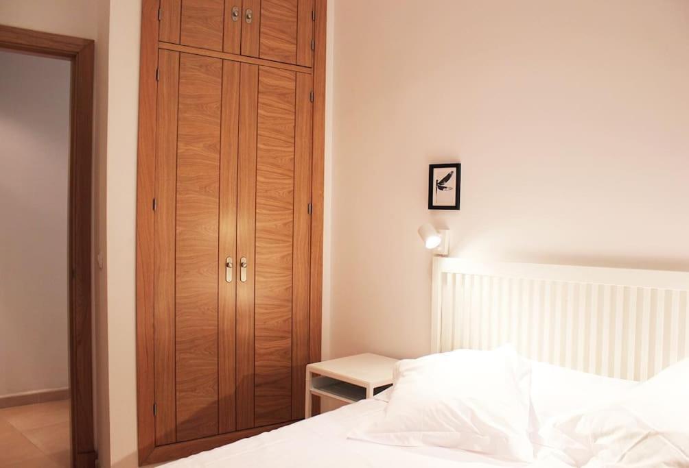 Fancy Apartment In A Historic House, Chiclana City Center By C. Dreams ชิกลานา เด ลา ฟรอนเตรา ภายนอก รูปภาพ